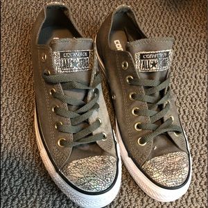 Olive green converse